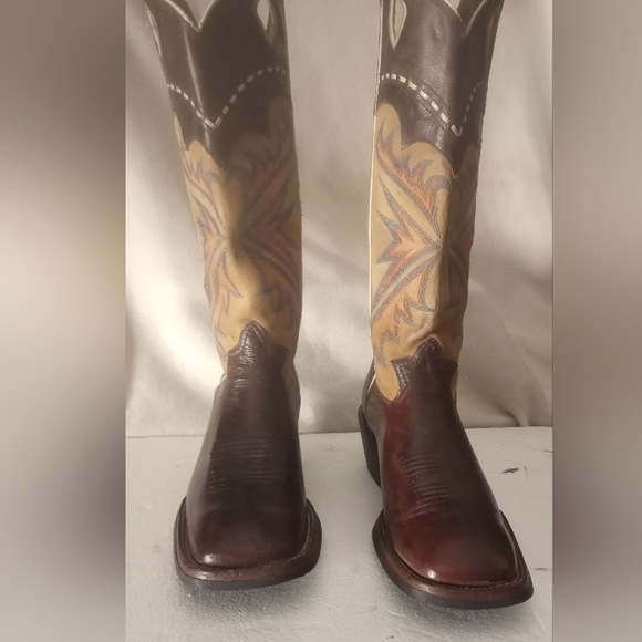 Men's Tony LamaWestern Cowboy Boots Size 8.5-D-Style:RR1011